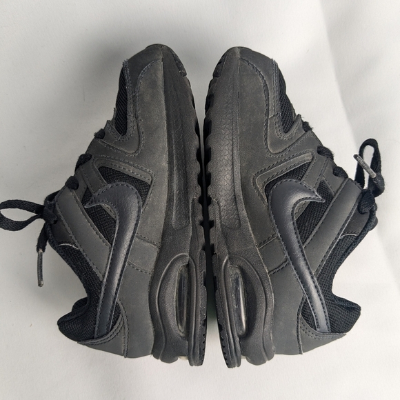 NIKE AIR MAX Baby Shoes Black Color Size 10 With Laces - Picture 5 of 7